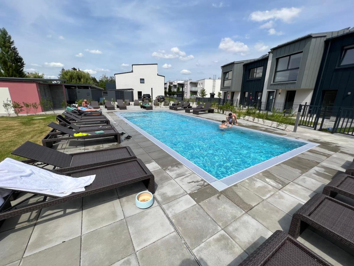 ניוסדיל אם סי 25H Spa-Residenz Pools In & Out, Private Garden & Beach מראה חיצוני תמונה